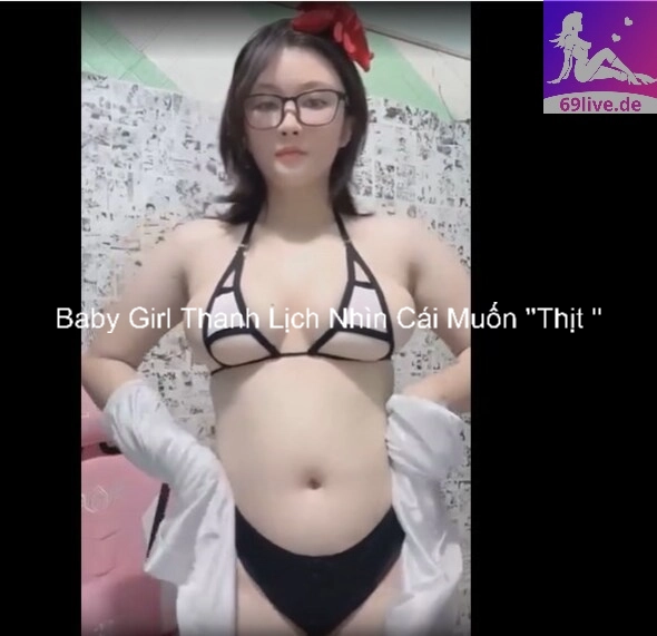 Baby Girl Thanh Lịch Nhìn Cái Muốn ''Thịt '' 3