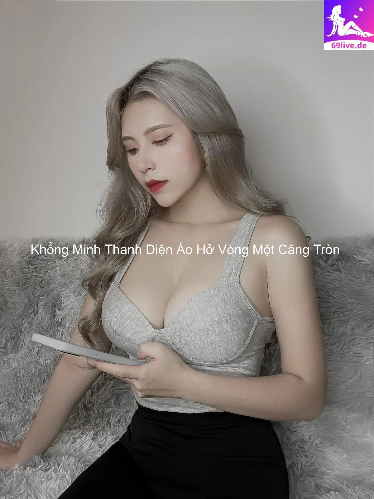 Khổng Minh Thanh Diện Áo Hở Vòng Một Căng Tròn 4