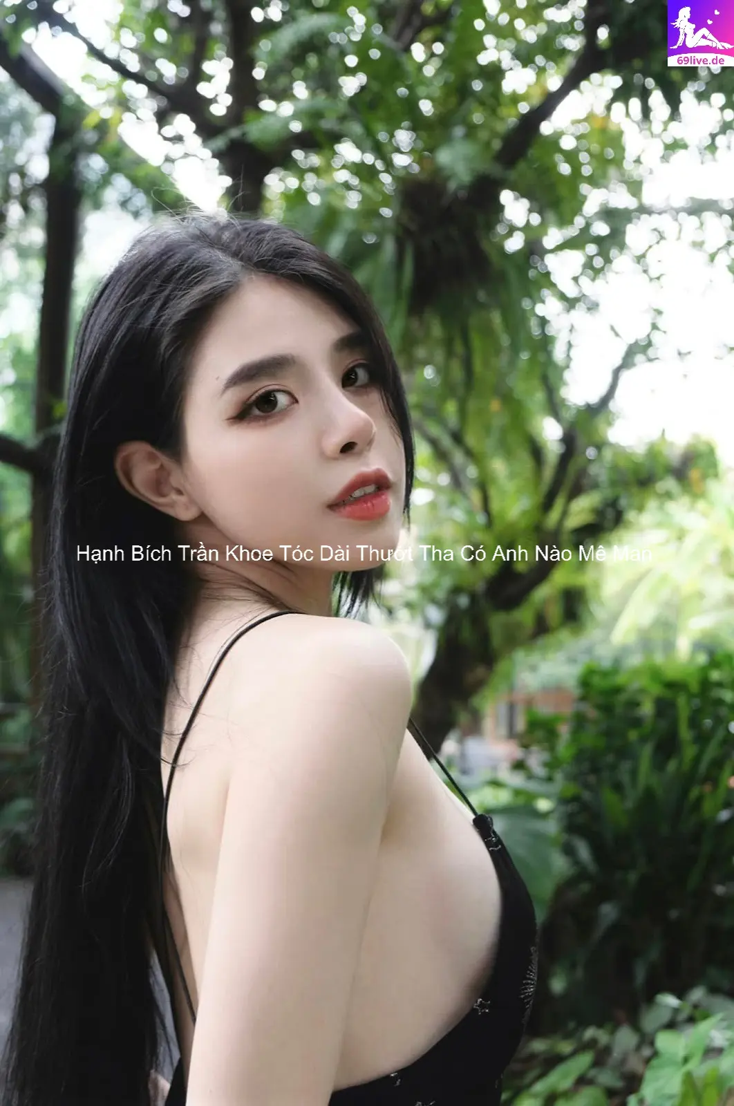 Hạnh Bích Trần Khoe Tóc Dài Thướt Tha Có Anh Nào Mê Man 5